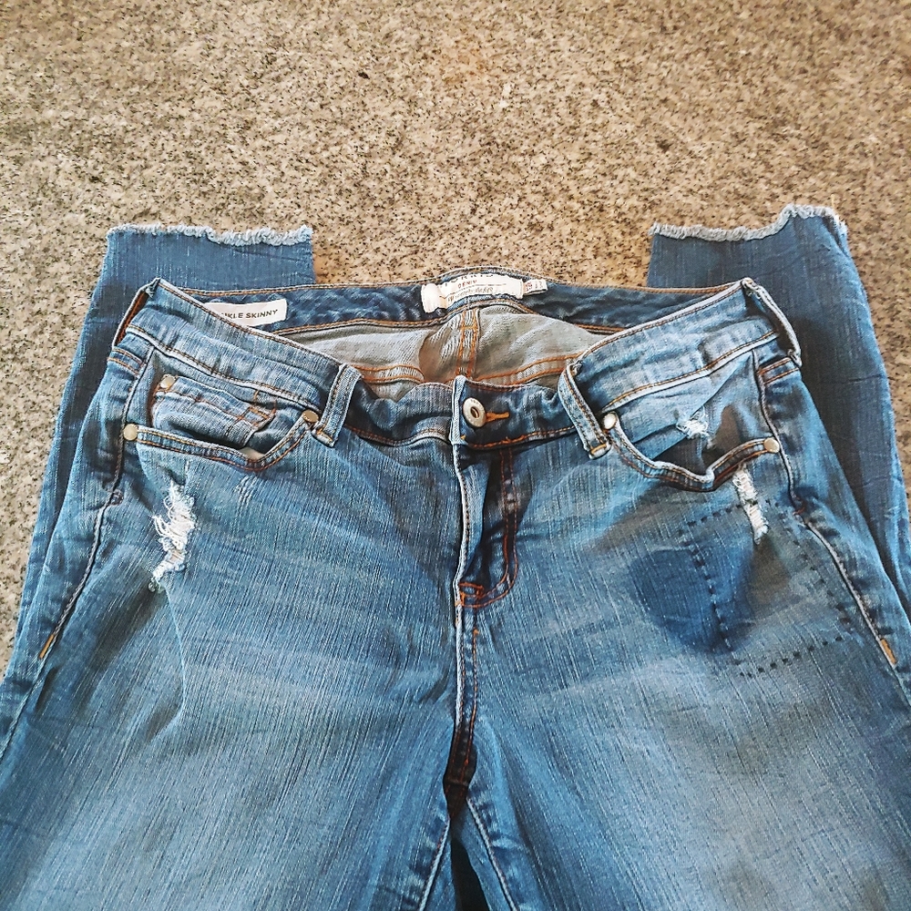 Blue jeans - Picture 2 of 5